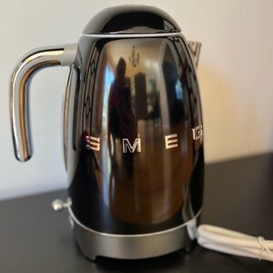 SMEG retro electric kettle